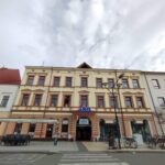 puresun.cz - Hlavní vstup do budovy